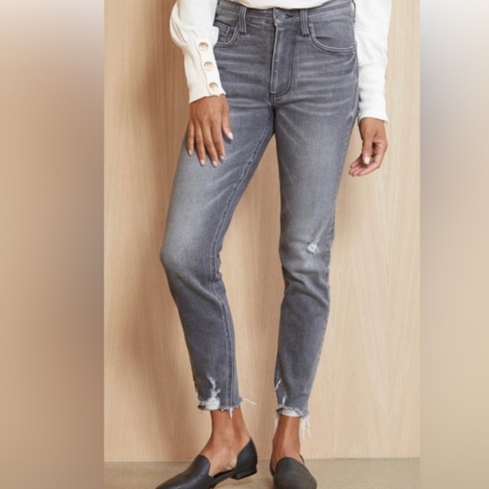 Kut from the Kloth high rise ankle skinny in grey distressed.‎ NWT. Retsil 98